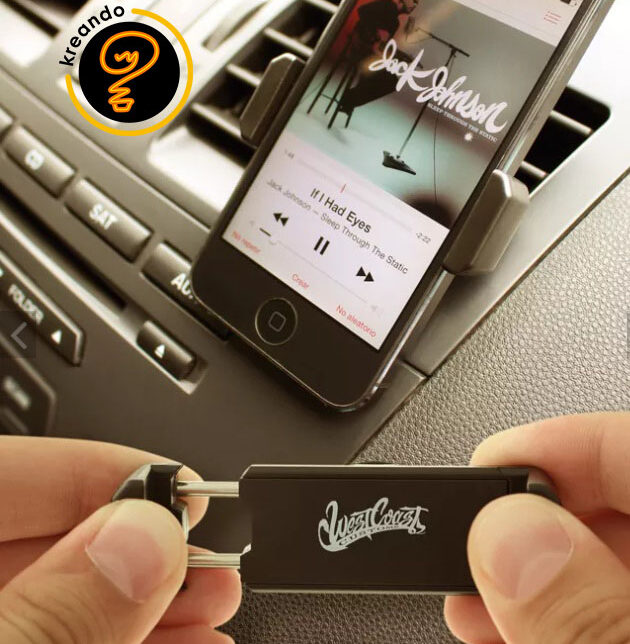 Lleva tu celular siempre visible con este práctico accesorio. Perfecto para seguir rutas en el mapa sin complicaciones."